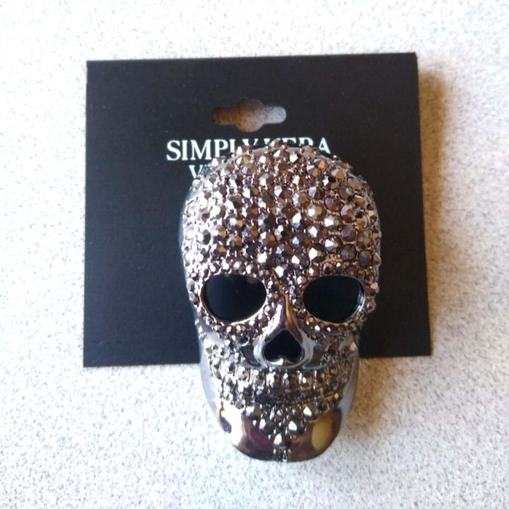 Simply Vera Vera Wang Stone Skull Pin